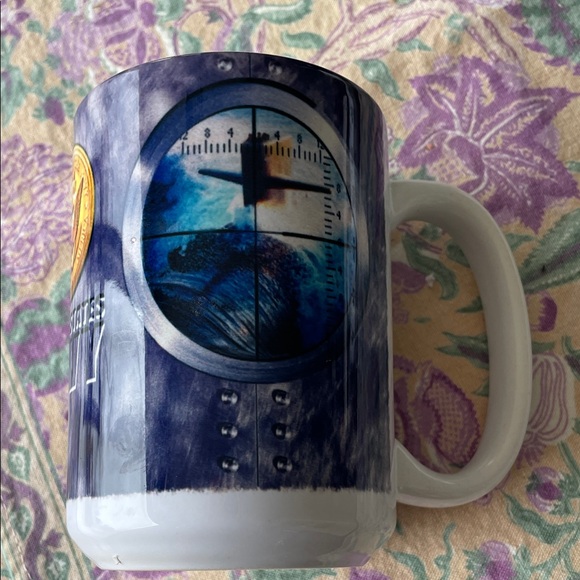 United States Navy Mug with Emblem holds 14oz - Picture 4 of 5